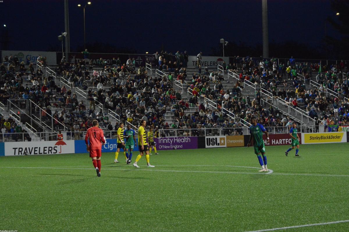 世界杯今日赛程：对阵、开赛时间与看点速读